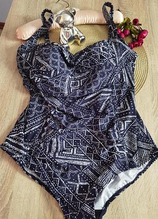 Брендовый слитный закрытый купальник размера 20/2xl-3xl