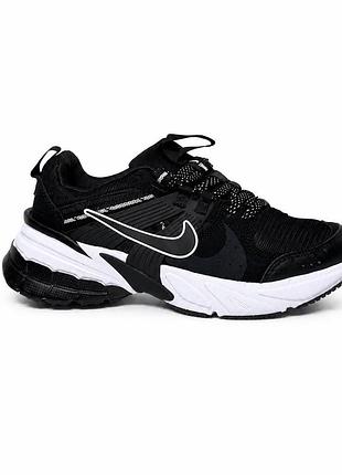 Nike ava rover 4