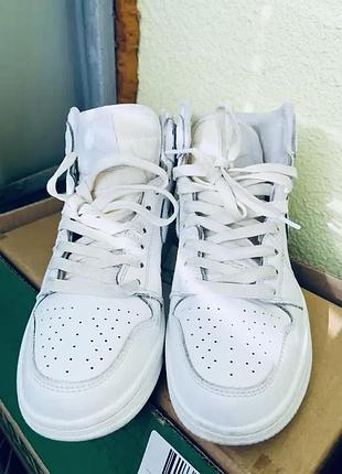 Кроссовки nike air jordan, оригинал.