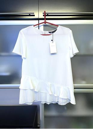Zara жіноча нова чарівна біла блузка