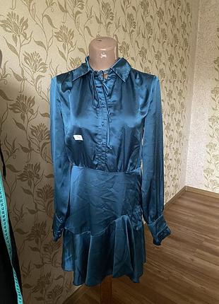 Сукня атласна