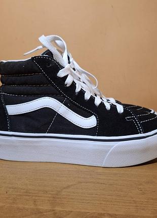 Женские культовые кеды vans