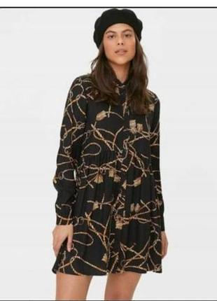 Платье бренда stradivarius,размер m,l