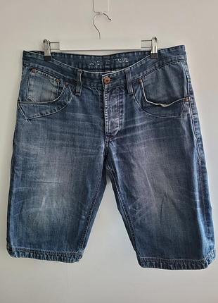 Мужские джинсовые шорты  модель бренда jack &amp; jones, xl.