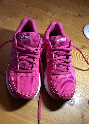 Жіночі бігові кросівки asics jolt 37 р. 23 см рожеві