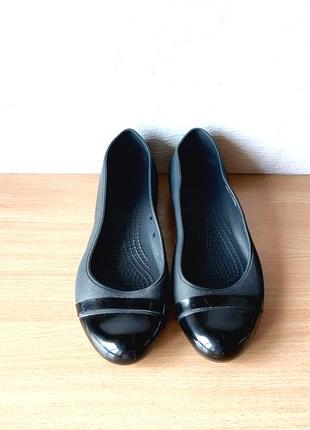 Отличные кроксы балетки crocs w8/38р.