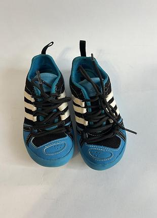 Дитячі анатомічні кросівки від adidas