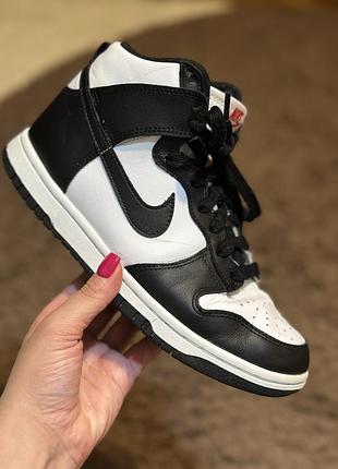 Шкіряні оригінальні хайтопи (високі кросівки) nike 36 розмір (23 см устілка) б/в
