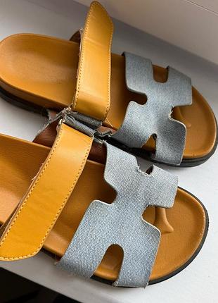 Шльопанці в стилі hermes 37