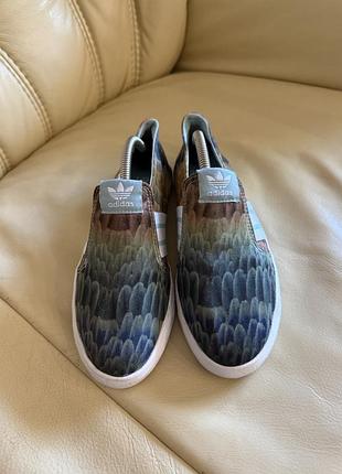 Сліпони adidas оригінал