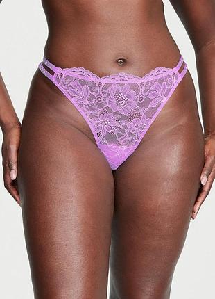 Женские трусики victoria's secret (154100516451) double shine strap lace brazilian s сиреневые