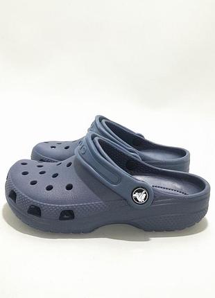 Шльопанці crocs