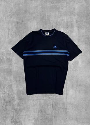Футболка adidas оригінал чорна вінтажна футболка адідас з лампасами смугами принтом