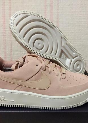 Замшевые кроссовки nike 25.5 см.