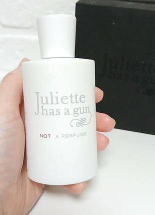 Juliette has a gun not a perfume
