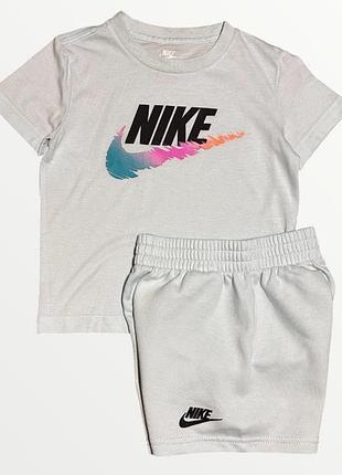 Оригінальний nike костюм на літо шорти футболка ніжно блакитного кольору