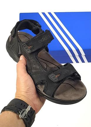 Adidas sandals
•black• 5