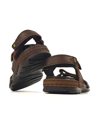 Adidas sandals
•brown• 6