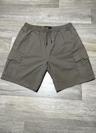 Чоловічі шорти next, розмір l-xl regular fit.