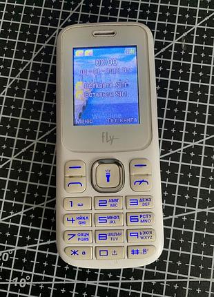 Мобільний телефон fly ff177. все працює.