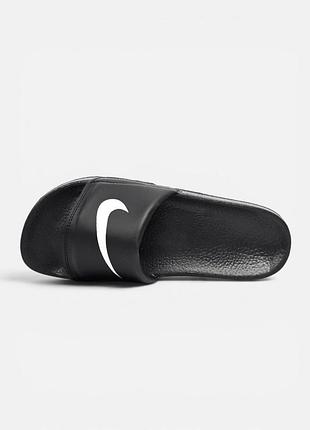 Nike slide
• black&nbsp; white •