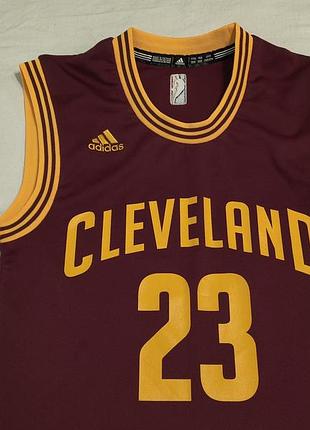 Adidas nba cleveland james №23 - all for one. one for all - майка баскетбол фанатська колекційна  -s