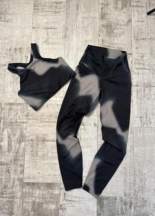 Nike yoga dri-fit комплект s чорний топ + лосини новий стан