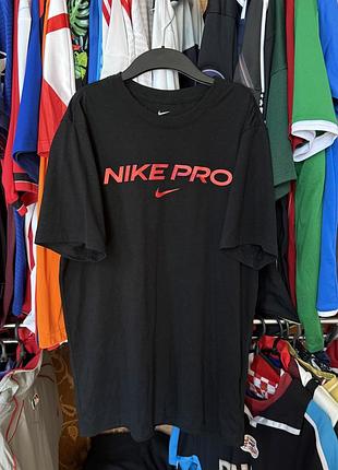 Чоловіча футболка nike pro