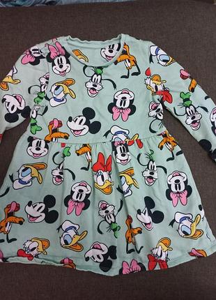 Дитяча сукня- від бренду disney,  з принтом персонажів mickey & friends.