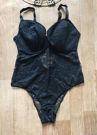 Роскошный кружевной боди 95e ann summers