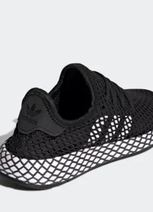 Жіночі кросівки adidas