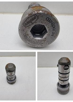 Болт demmeler d28-06025-000 (товар вживаний)
