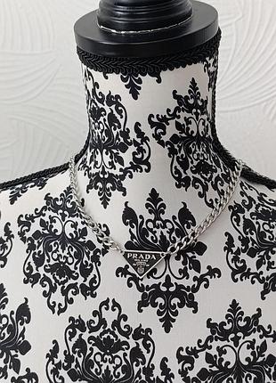 Ожерелье цепочка prada 7