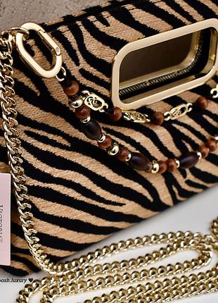 Стильний клатч, кросбоді із золотистою фурнітурою та ланцюгом victorias secret, вікторія сікрет