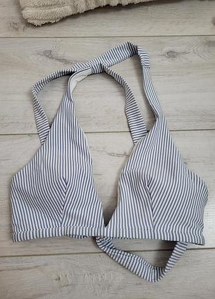 Лиф от купальника h&amp;m в бело-голубую полоску имеет v-образный вырез и завязки на шее, 40 m/l