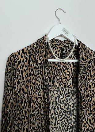 Рубашка zara з леопардовим принтом