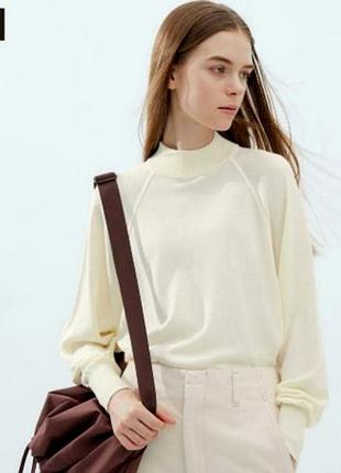Женский свитер uniqlo