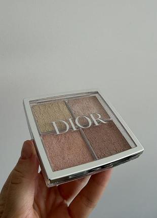 Палетка dior backstage 002