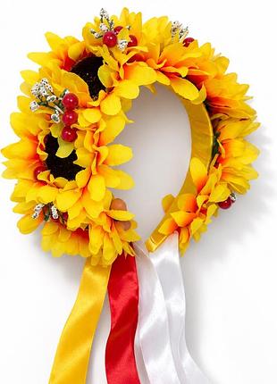 Вінок український зі стрічками