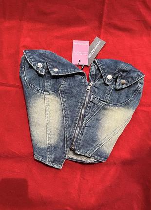 Новий стильний асиметричний джинсовий топ корсет prettylittlething plt розмір xs - s 34 - 36 натуральна тканина бавовняний топ віскоза літній на літо