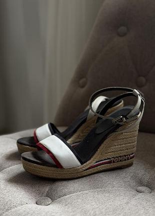 Босоніжки tommy hilfiger