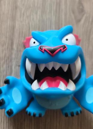 Коллекционная виниловая фигурка mrbeast lab panther (пантера) в классическом синем цвете новая есть коробка