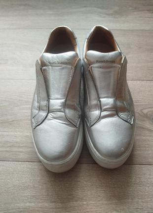 Кросівки russell & bromley срібні шкіряні жіночі 42 розмір