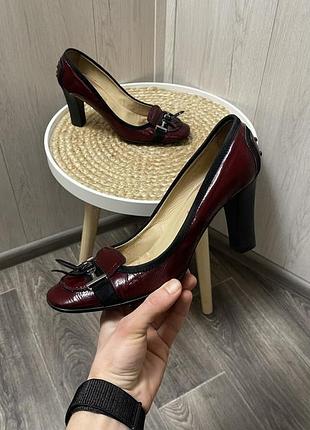 Жіночі туфлі tods 39.5р.