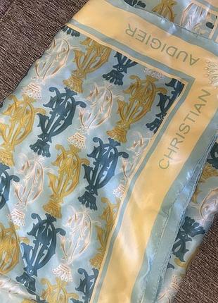 Шаль christian audigier