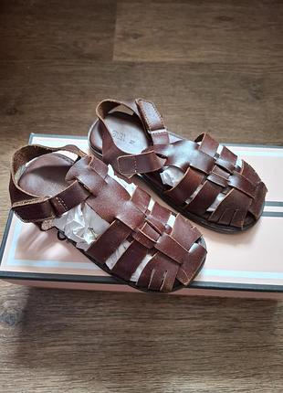 Детские кожаные босоножки zara 27p.