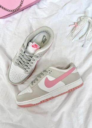 Жіночі кросівки nike