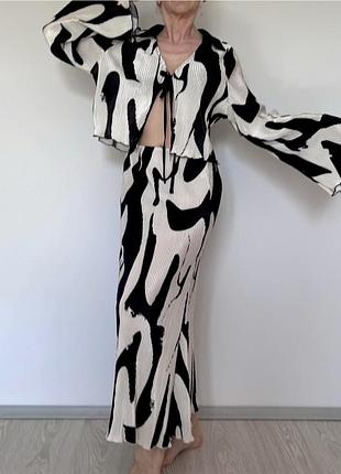 Shein новий чудовий костюм