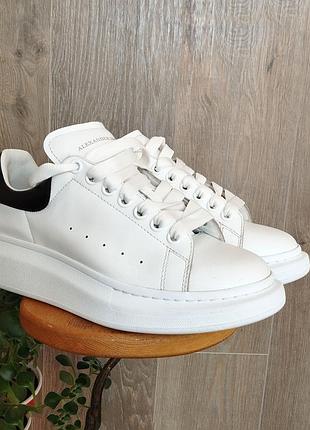 Чоловічі кросівки alexander mcqueen oversized sneaker 'white black'