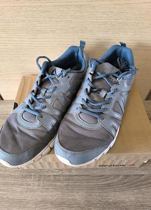 Кросівки чоловічі reebok trainfusion nine 2.0 у сіро-блакитному кольорі